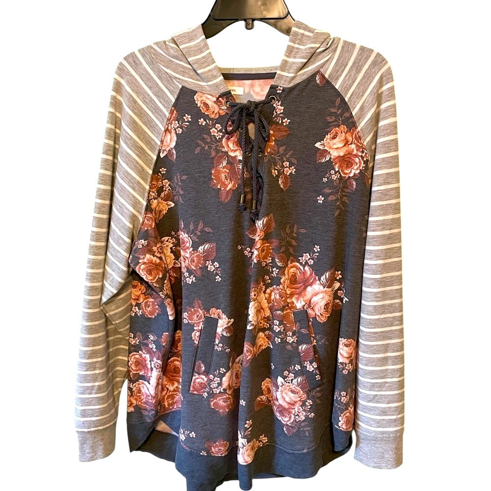 Maurices Gray and Pink Floral Soft Hoodie NWOT